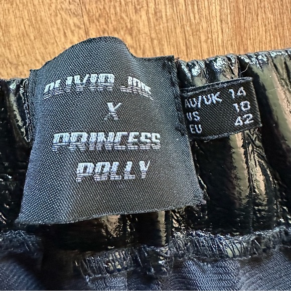 Princess Polly X Olivia Jade | Black Faux Leather Cargo Joggers Size 10 - Picture 5 of 8